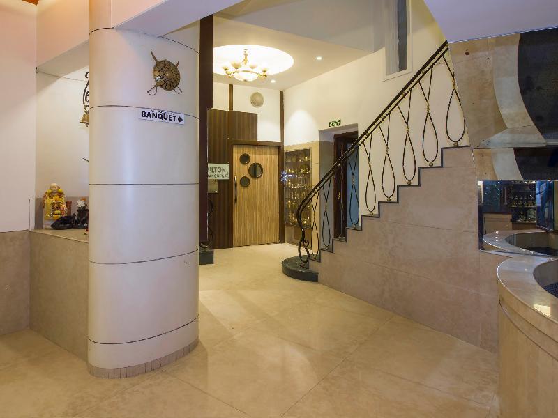 Oyo Flagship 19825 Hotel Panchratna Panvel Εξωτερικό φωτογραφία